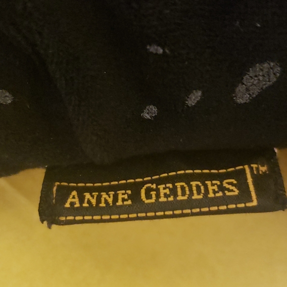 1998 Anne Geddes 9" doll. The picture is not included. - Picture 5 of 7